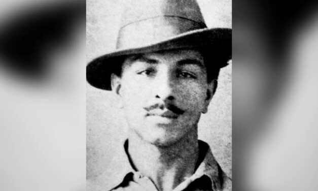 शहीद भगत सिंह ने फांसी से एक दिन पहले लिखा था आखिरी खत, जानिए क्या था उसमें